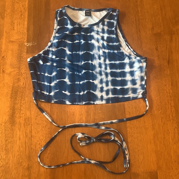 Tie Dye Set. SHEIN. Size: Small - Picture 2 of 3